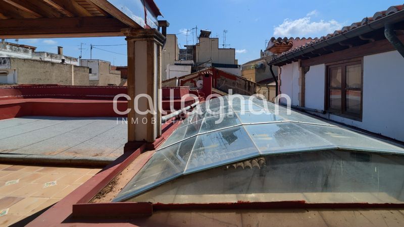 Foto ae9059d7-077b-424f-bfd9-5dbd70e91c59. Edifici a Benifaió
