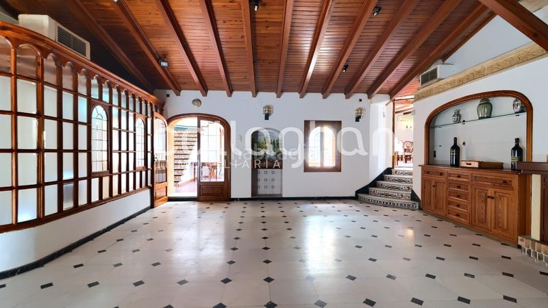 Foto b545ad6d-29fa-4813-873f-a5e9e65bfce7. Edifici a Benifaió