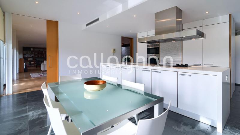 Foto 4365e1e6-2fc7-41ee-823a-bc80be1848ae. Chalet espectar chalet de lujo en nueva santa barbara en Godella