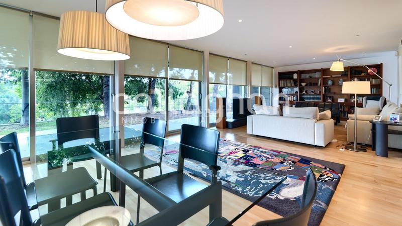 Foto 63984c64-123f-4bea-9bbc-06f99fa03c98. Chalet espectar chalet de lujo en nueva santa barbara en Godella