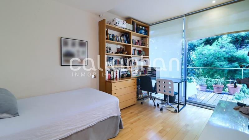 Foto dc2d23cb-7d9e-4704-b797-a7de7c873d57. Chalet espectar chalet de lujo en nueva santa barbara en Godella