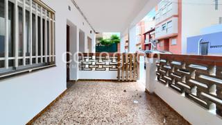 Planta baixa  Mendez nuez. Venta de vivienda en planta baja con 3 habitaciones en playa de