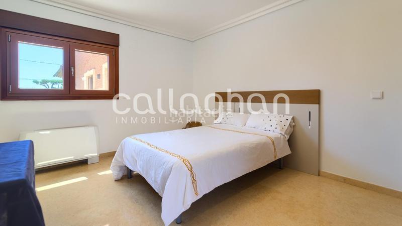 Foto 329d9395-8098-4e26-a855-1807285d0d30. Chalet mit heizung parking pool in Playa Burriana