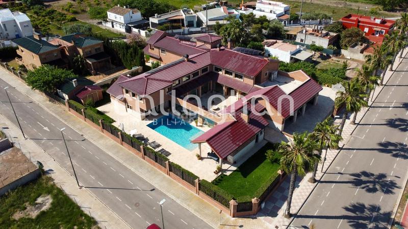 Foto 6299c854-a389-441f-8969-8b63e1687198. Chalet mit heizung parking pool in Playa Burriana