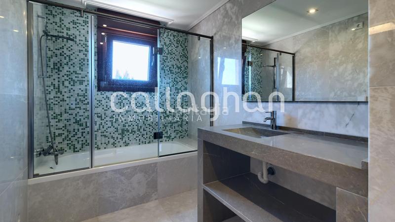 Foto 6729af6f-1160-42c9-8968-452cdb7c8df4. Chalet mit heizung parking pool in Playa Burriana