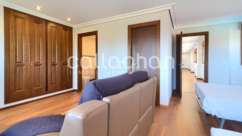 Foto b9e625c6-7e7c-4c48-8794-74378132c5d8. Chalet mit heizung parking pool in Playa Burriana