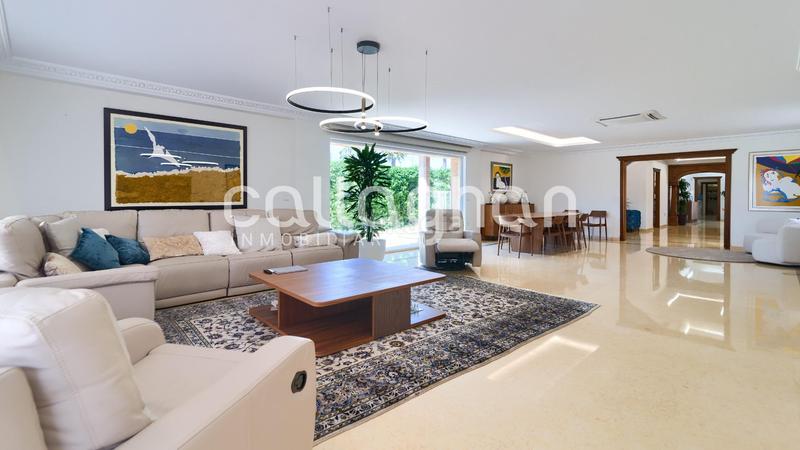 Foto de74f1d1-e6e5-48d0-9825-524f32051678. Chalet mit heizung parking pool in Playa Burriana