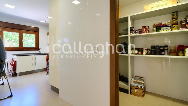 Foto edb13418-aecb-4951-825d-b04d93f3dae2. Chalet mit heizung parking pool in Playa Burriana