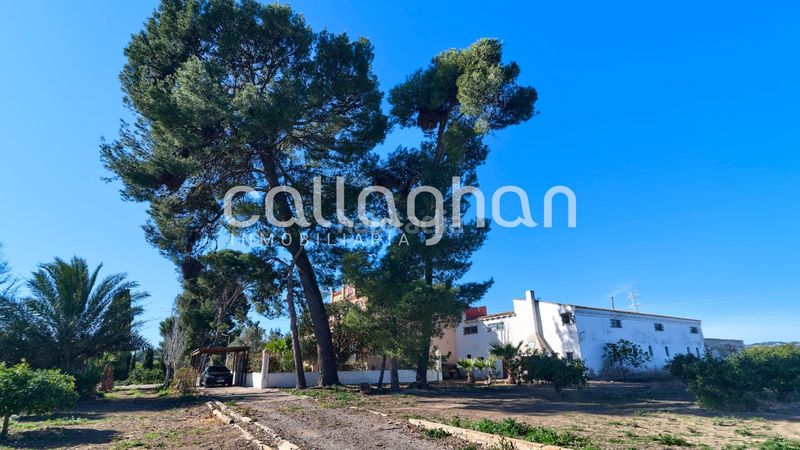 Foto 037f06ca-ef44-446e-9283-57c1f2860c02. Xalet amb calefacció aparcament piscina a La Presa - Collado - La Malla Manises