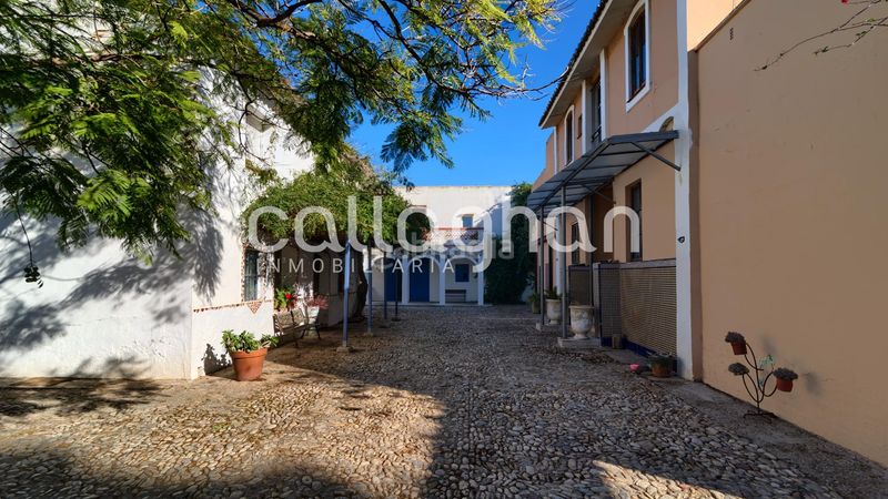 Foto ea99a0fa-e91e-42a1-94ca-a6f2ff5c3cfd. Xalet amb calefacció aparcament piscina a La Presa - Collado - La Malla Manises