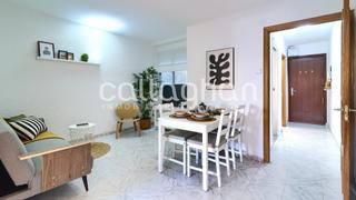 Flat in Calle de la Senyera