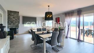 Maison jumelée à Centro-El Castillo. Tu nuevo hogar en sagunto tranquilidad, espacio y vistas infinit