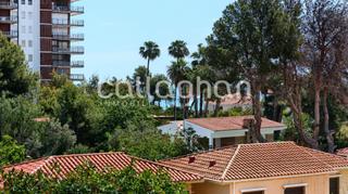 Pis  Calle apostol santiago. Apartamento reformado con vistas al mar en heliópolis