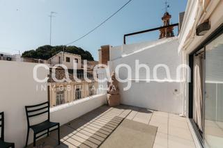 Location Attique  Calle mur de santa anna. Espectacular ático dúplex en ciutat vella