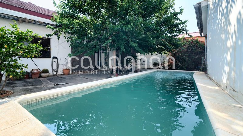 Foto dad553fa-1f94-46af-a03f-3835fae35700. Xalet amb aparcament piscina a Massarojos Valencia