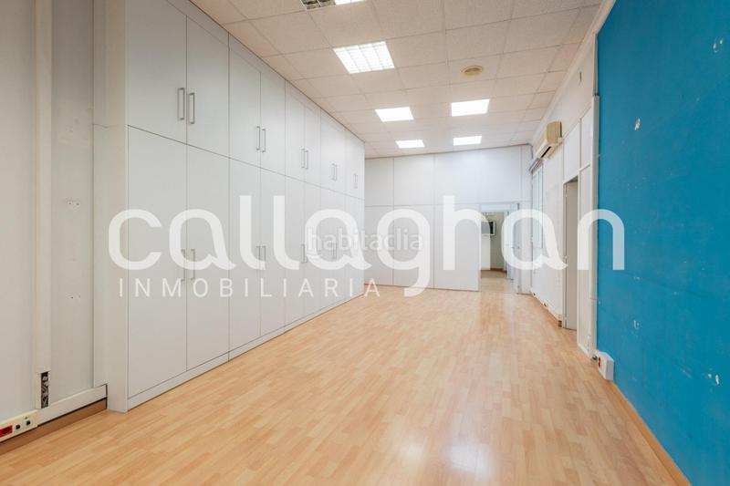 Foto 4cda2c17-f3a2-473b-8590-2e25a6a3a6a3. Lloguer oficina a Sant Francesc Valencia