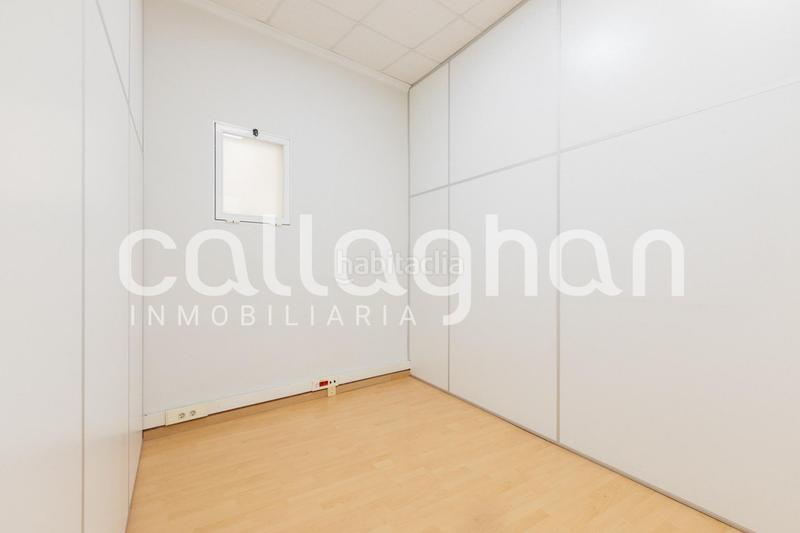 Foto bc68ec5f-f54c-4d81-90d5-269661e52e5d. Lloguer oficina a Sant Francesc Valencia