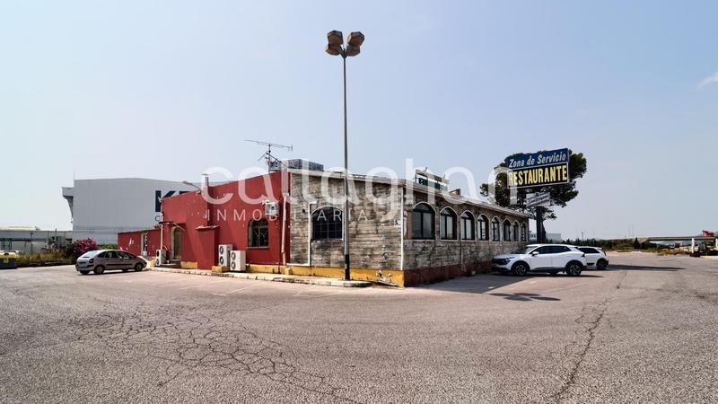 Foto abd42e9b-e10f-4831-ad63-ab62f1d19d2a. Locale commerciale in Moncófar Pueblo Moncofa