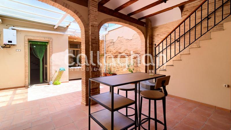 Foto 46dfa252-bf10-4b57-9058-8a03e262ba19. Alquiler casa pareada casa de pueblo reformada en alquiler centro de rafelbuñol en Rafelbunyol