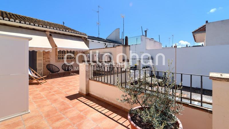 Foto 993eff1e-335c-4ec1-b9cf-23e8b4e7ad34. Alquiler casa pareada casa de pueblo reformada en alquiler centro de rafelbuñol en Rafelbunyol