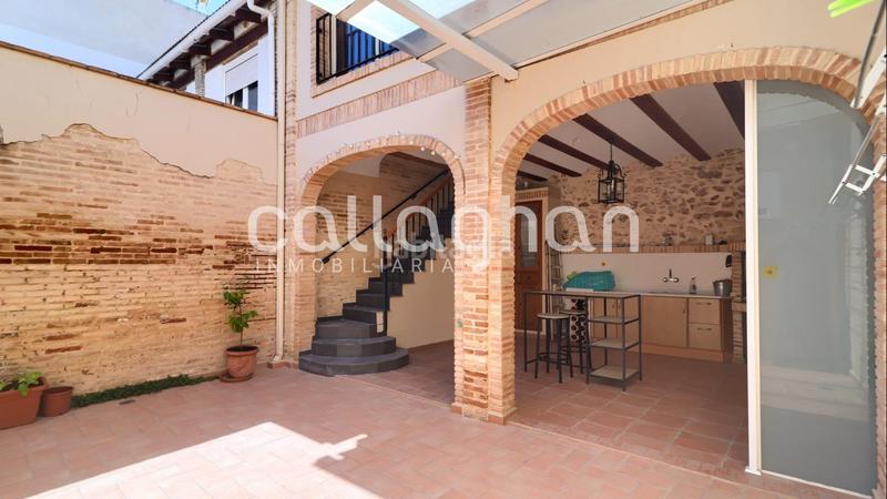 Foto c781c641-1435-4654-9ff4-4c85607f4923. Alquiler casa pareada casa de pueblo reformada en alquiler centro de rafelbuñol en Rafelbunyol