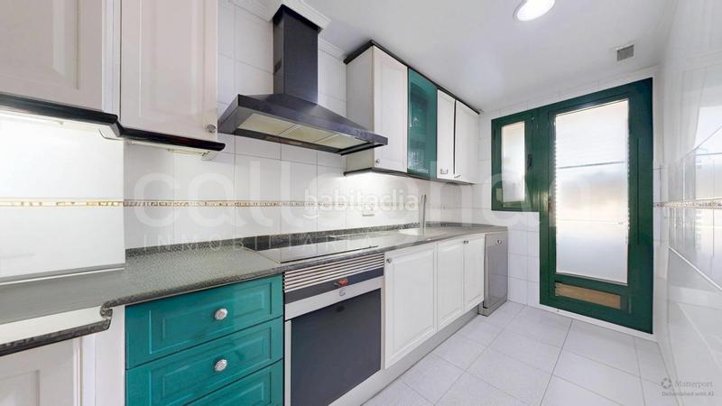 Foto f41eacef-51ee-4229-a7ab-6af46239d045. Appartamento con riscaldamento piscina in Ciutat de les Ciències i de les Arts - Justicia Valencia