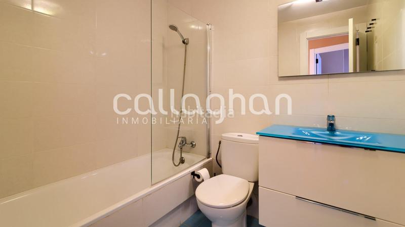 Foto 0298bb61-bc01-4162-83ad-86ecdf48d4db. Maison jumelée avec chauffage parking piscine dans El Alborgí Paterna