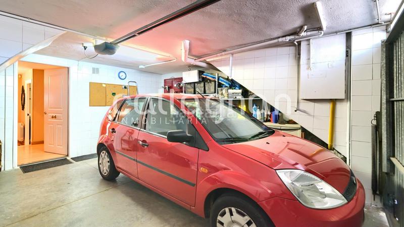 Foto 26a77f6a-69a5-42de-82e8-aee7235e9f52. Maison jumelée avec chauffage parking piscine dans El Alborgí Paterna