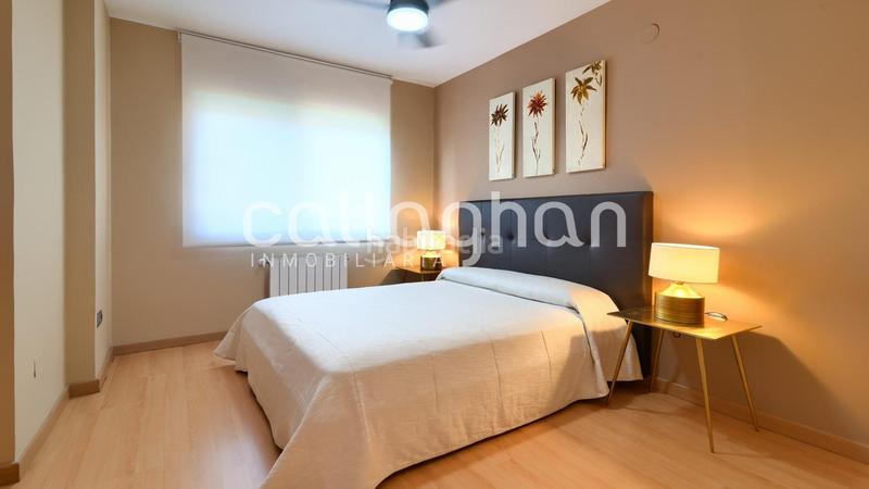 Foto 77ee9fed-bd82-471c-bed2-df45f3a3bc60. Casa adosada una casa con alma propia y piscina, en el corazón en Paterna