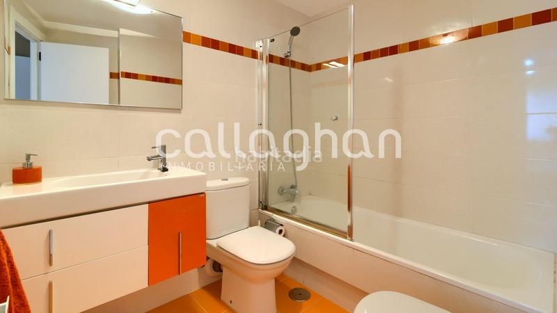 Foto ac442786-81d7-4d2e-8204-0f41c3946475. Maison jumelée avec chauffage parking piscine dans El Alborgí Paterna