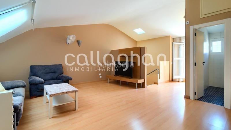 Foto d1f4fc6f-b703-4127-981c-286d0a672b78. Casa adosada una casa con alma propia y piscina, en el corazón en Paterna
