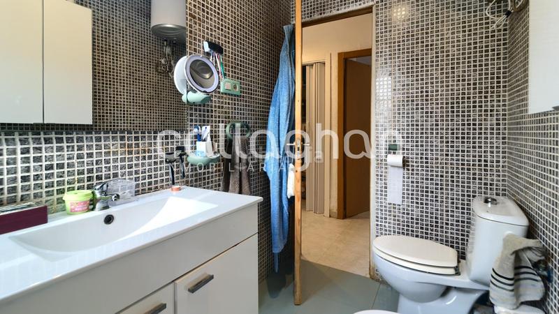 Foto 61bd4cc0-3550-4cc9-bc52-278e7f796df3. Piso vivienda cerca del mar! ideal para una pareja o inversores en Valencia
