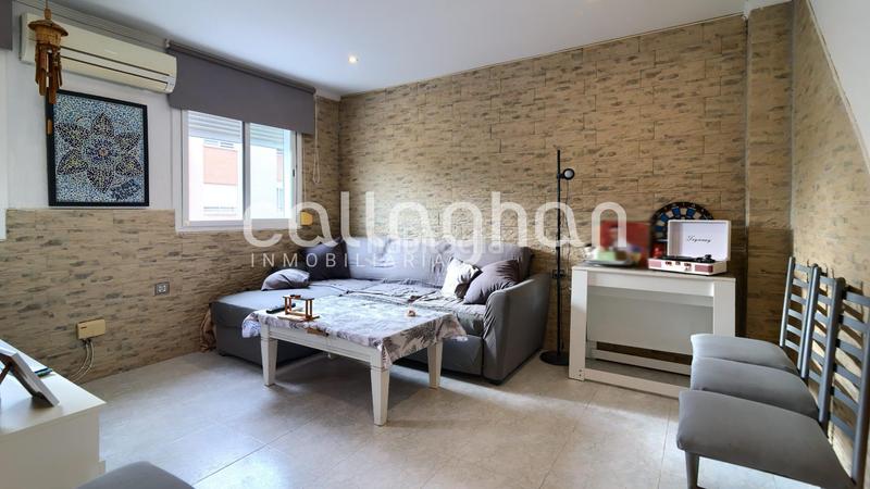 Foto 7b2bf370-4dd4-451f-9dad-0f52ff9185b6. Piso vivienda cerca del mar! ideal para una pareja o inversores en Valencia