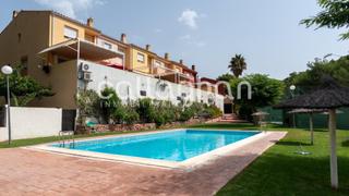 Casa adosada en Monteamor-La Carrasca-El Peucal. Chalet adosado en náquera, zona peucal