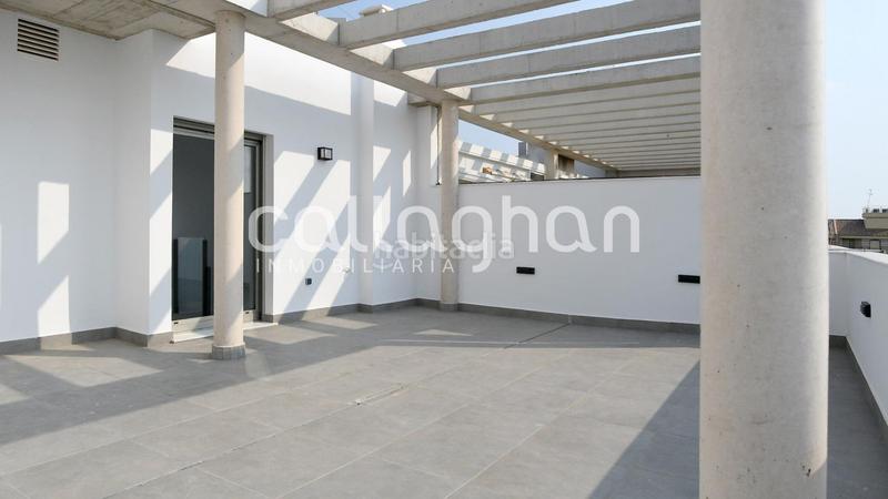 Foto 109daf9e-fdb9-4fca-99b2-177070500df4. Attico con riscaldamento parcheggio in Zona Avenida Alta - Auditorio Torrent