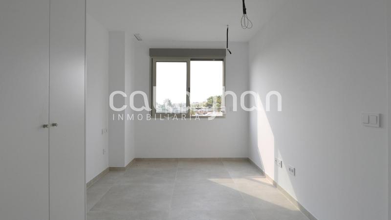 Foto 4982fc2f-f0d4-49d9-bac4-1f3ce35c8324. Attico con riscaldamento parcheggio in Zona Avenida Alta - Auditorio Torrent