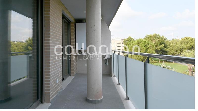 Foto 523ca6a1-9b03-463a-a34a-1f8ee16944e5. Attico con riscaldamento parcheggio in Zona Avenida Alta - Auditorio Torrent