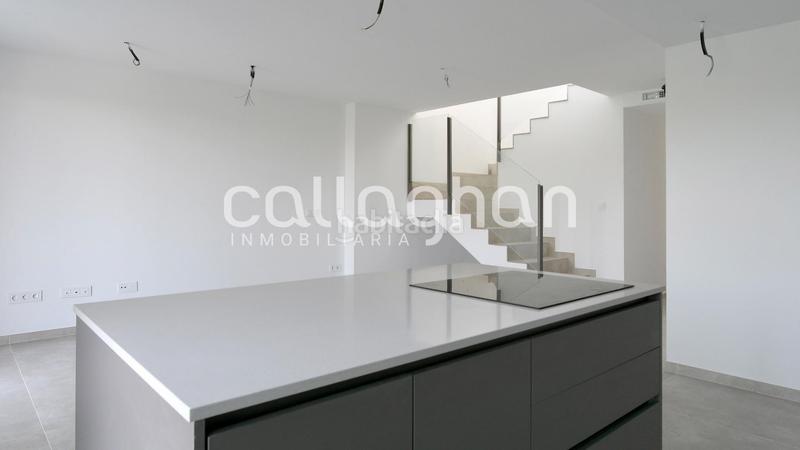 Foto 5bfe76bc-4afb-4ed2-b31b-2fe1f14e0645. Attico con riscaldamento parcheggio in Zona Avenida Alta - Auditorio Torrent