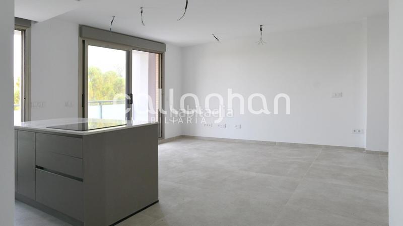 Foto c79591c1-c46f-4353-b84c-298fc0657bb5. Attico con riscaldamento parcheggio in Zona Avenida Alta - Auditorio Torrent