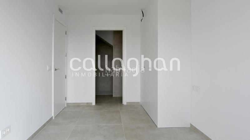 Foto f22da2ff-ca84-4716-a061-a2dc3d67eca8. Attico con riscaldamento parcheggio in Zona Avenida Alta - Auditorio Torrent