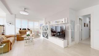 Appartement à Malilla. Amplio y luminoso piso en malilla, valencia  perfecta oportunida