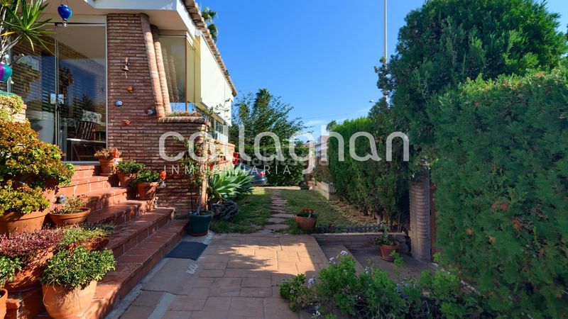 Foto 06faf1de-8aa3-44ed-9618-2ff304c02ab0. Xalet amb aparcament a Corinto-Almardà Sagunt