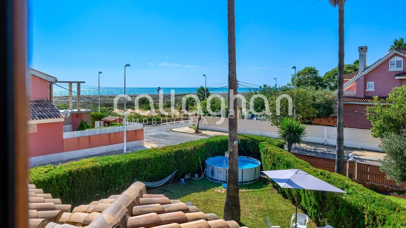 Foto 3ff367e2-373d-4975-acbd-10975a70e182. Chalet with parking in Corinto-Almardà Sagunt