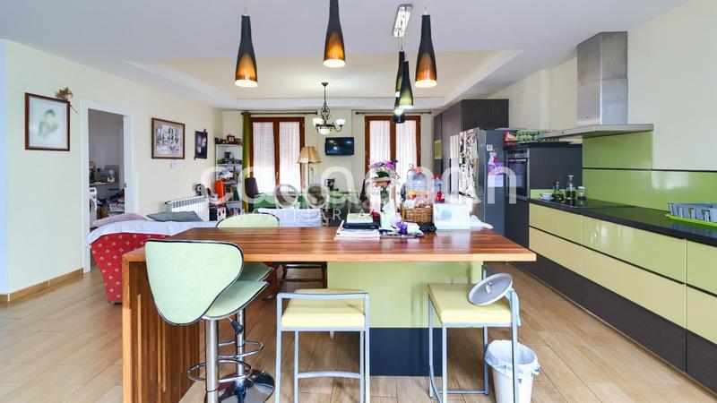 Foto 814a389a-1efa-4f7d-9306-520b70f288bc. Maison jumelée avec chauffage parking dans La Vila Alzira