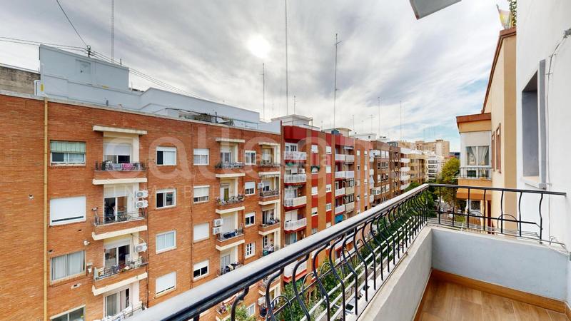 Foto 11af31ff-47fe-4714-b933-49cea283bdc9. Appartamento in L´Amistat Valencia