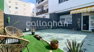Appartement à Plaza Elíptica - República Argentina. Piso amplio con patio en pleno centro de gandía  gran oportunida