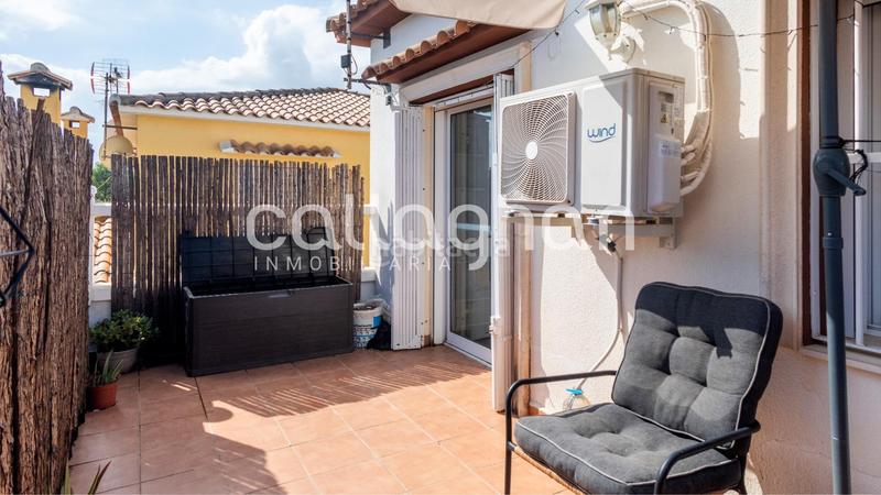 Foto 6b45ce6a-acd4-46e8-b30a-e84b35d15094. Chalet casa independiente en la pobla de vallbona en Pobla de Vallbona (la)