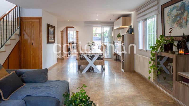 Foto e49f0235-d722-4df8-afd5-62b733aaae1e. Chalet casa independiente en la pobla de vallbona en Pobla de Vallbona (la)