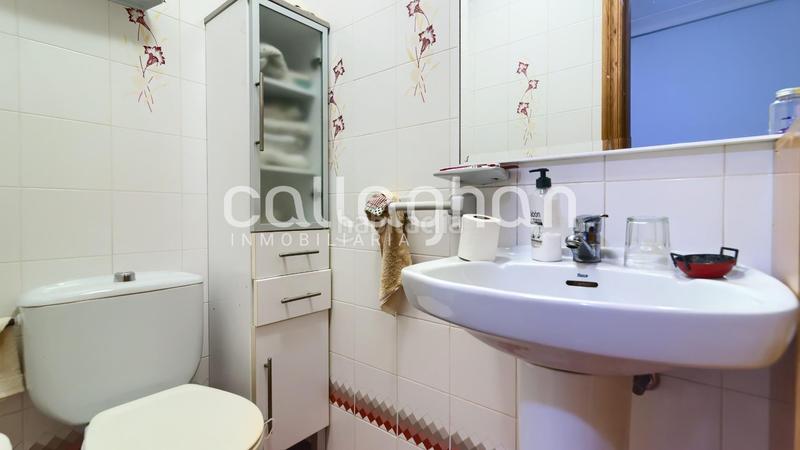 Foto 73fe2afa-5a9b-46c4-a411-57c4b16855ac. Casa adossada a Vall d´Uixó (la)