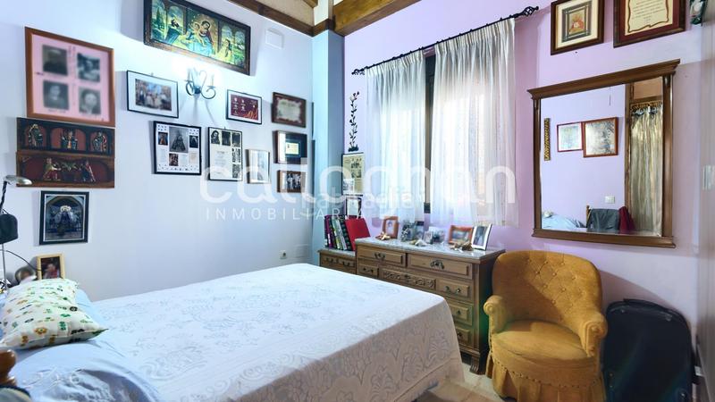 Foto f59b4a5c-19e5-45b7-aaa8-262dabe3b3d4. Casa adossada a Vall d´Uixó (la)